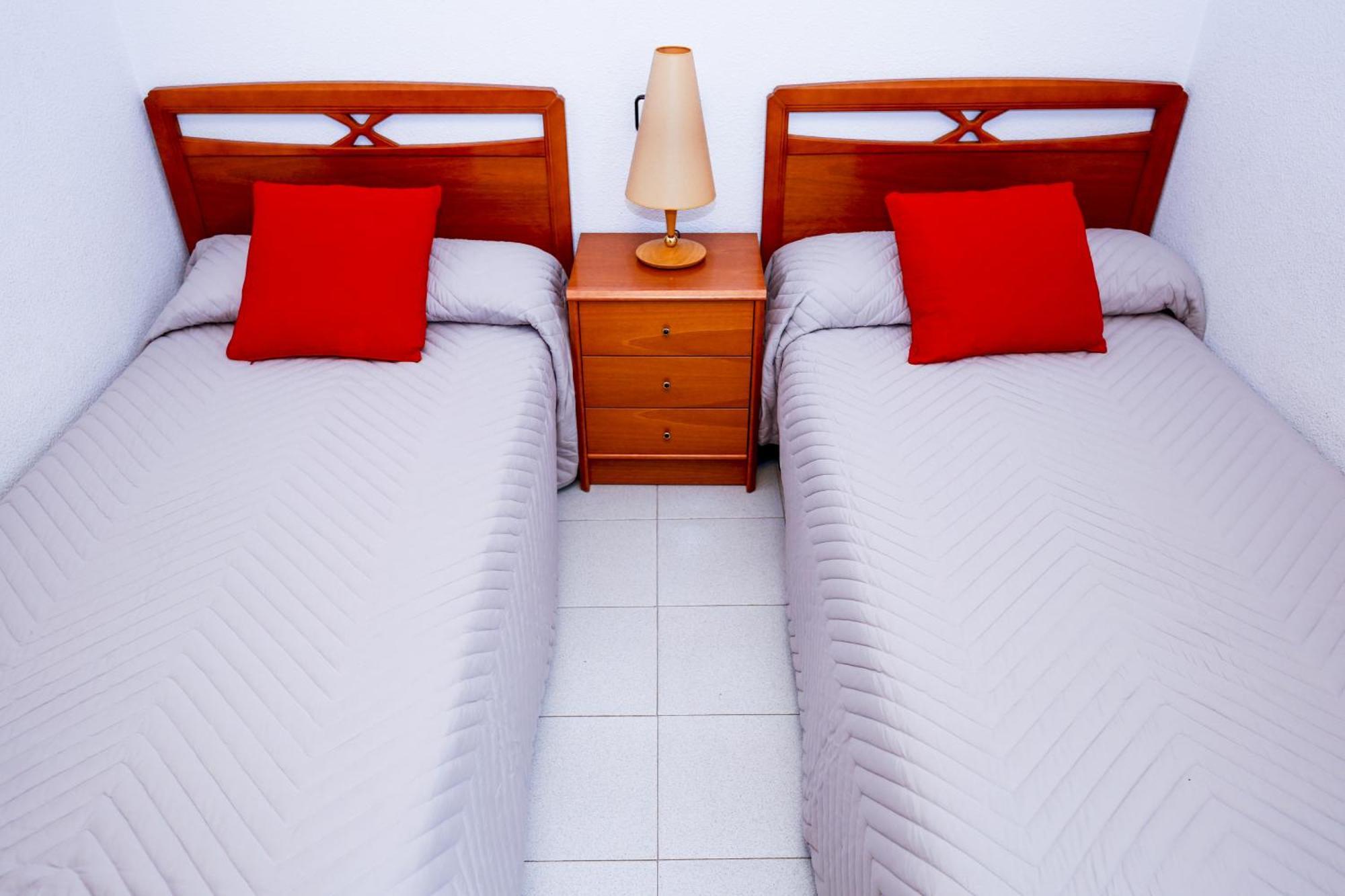 Santillana Homestay By Turismar Salou Buitenkant foto
