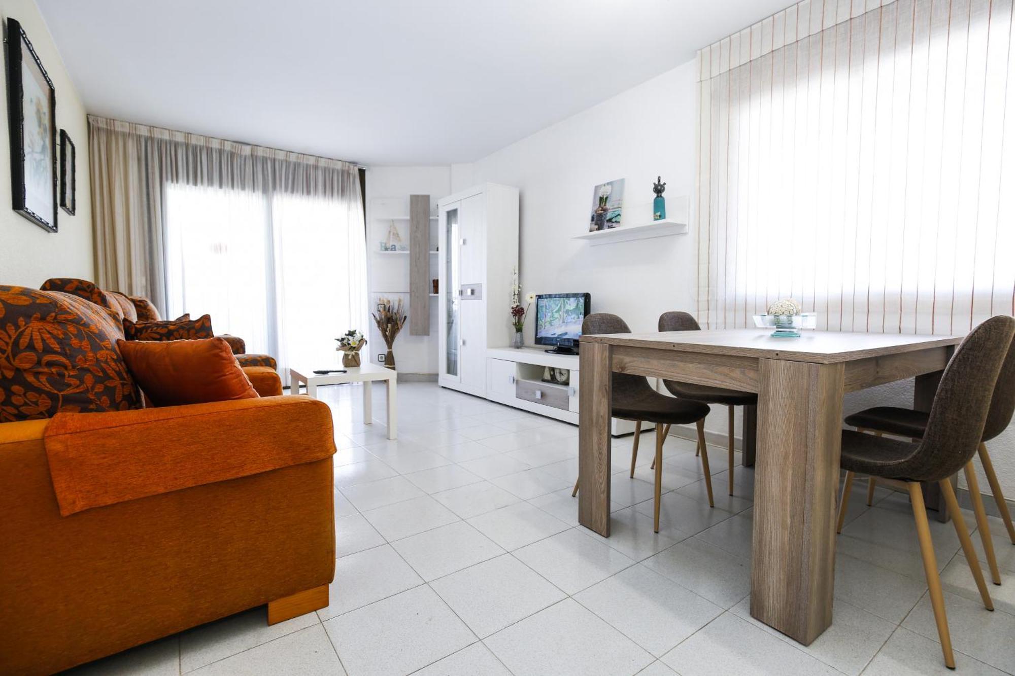 Santillana Homestay By Turismar Salou Buitenkant foto